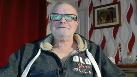 Brian ... online show from January 14, 9:12 pm