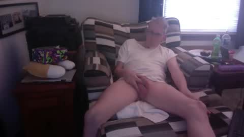 Snapshot of daddy_mack_treats_you chatting on September 12, 9:50 pm daddy_mack_treats_you online show from September 12, 9:50 pm