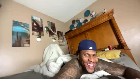 sexy tatted king bbc online show from October 11, 7:13 am