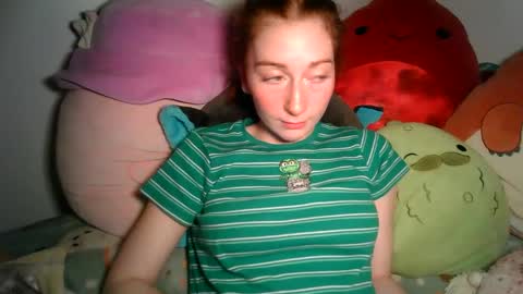 Snapshot of daddysdollhouse chatting on December 13, 3:49 am Saoirse online show from December 13, 3:49 am