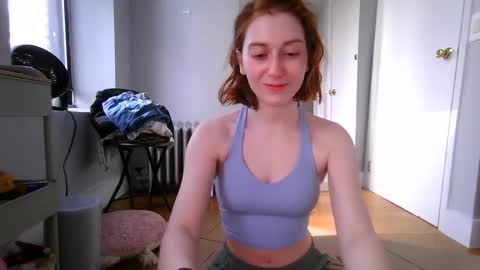 Snapshot of daddysdollhouse chatting on February 26, 6:59 pm Saoirse online show from February 26, 6:59 pm