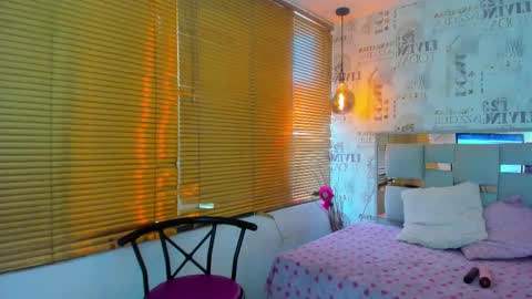 Snapshot of dafne_20 chatting on October 7, 8:16 pm dafne_20 online show from October 7, 8:16 pm