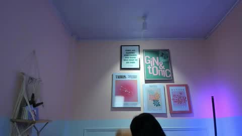 Dafne  online show from February 6, 11:35 am