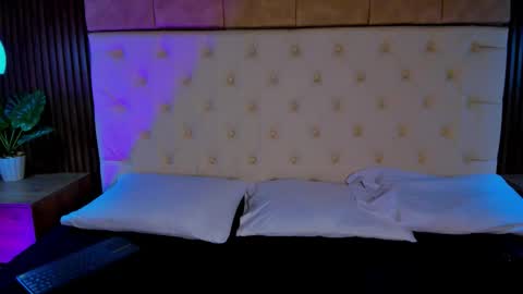 Snapshot of dafne_hillss chatting on October 8, 1:17 pm dafne_hillss online show from October 8, 1:17 pm
