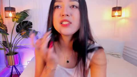 dafne_hillss online show from October 22, 12:29 pm