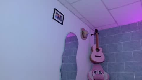 dafne_hot77 online show from April 15, 4:32 pm