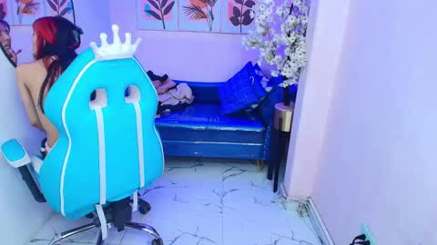 dafne huges online show from September 19, 8:12 pm