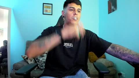 Snapshot of dage_19 chatting on December 5, 3:42 am my name is Jhon and I live in colombia online show from December 5, 3:42 am