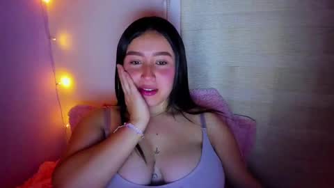 Snapshot of dahi_anne chatting on January 3, 5:50 am Call me D online show from January 3, 5:50 am