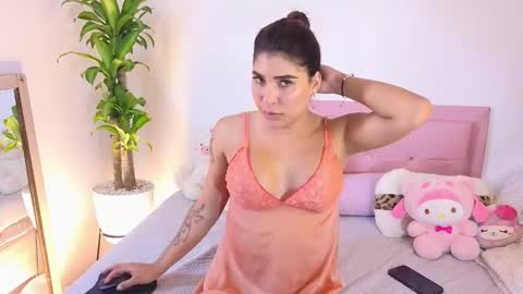 Dahiana online show from March 6, 8:52 pm