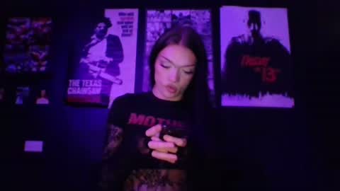 Snapshot of dahlia_adore chatting on October 17, 11:31 pm dahlia_adore online show from October 17, 11:31 pm