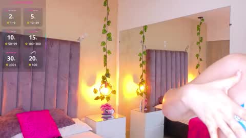 Dahlia online show from January 17, 10:35 am