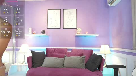 Dahlia Grey online show from April 4, 11:39 am