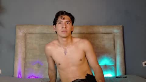 daiisy_kiss online show from April 15, 4:49 am