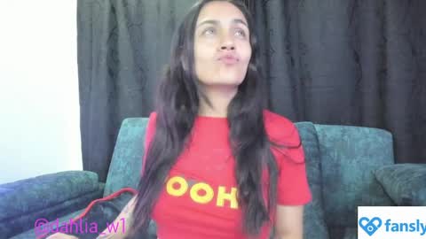 daila_ online show from March 27, 1:44 am