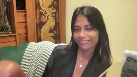 Snapshot of daily_dosessshhhh chatting on December 19, 12:01 pm AnnaCeleste online show from December 19, 12:01 pm