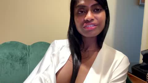 Snapshot of daily_dosessshhhh chatting on October 25, 10:36 am AnnaCeleste online show from October 25, 10:36 am