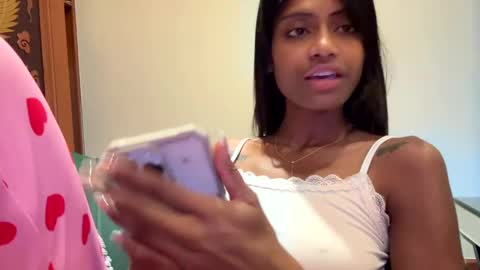 Snapshot of daily_dosessshhhh chatting on March 1, 11:17 am AnnaCeleste online show from March 1, 11:17 am