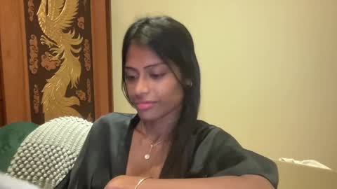 Snapshot of daily_dosessshhhh chatting on December 22, 12:05 pm AnnaCeleste online show from December 22, 12:05 pm