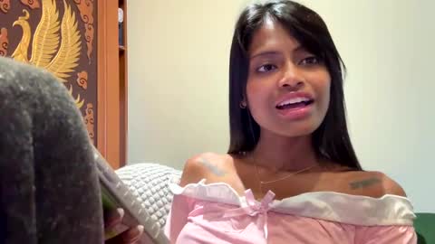 Snapshot of daily_dosessshhhh chatting on February 16, 10:54 am AnnaCeleste online show from February 16, 10:54 am