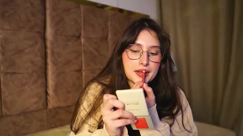 Lauren            online show from March 4, 7:27 am