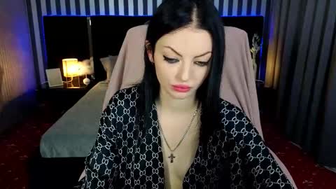 daisydelight_ online show from September 18, 8:46 pm