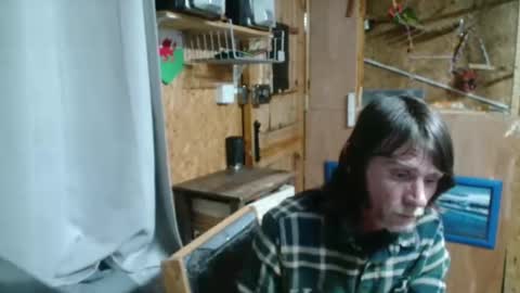 dave online show from April 8, 9:51 pm