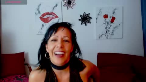 Snapshot of dakota_jobs chatting on December 10, 10:58 pm Dakota Jobs online show from December 10, 10:58 pm