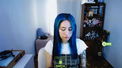 Snapshot of dakota_senju chatting on December 8, 3:45 pm Maca online show from December 8, 3:45 pm