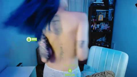 Snapshot of dakota_senju chatting on December 17, 10:54 pm Maca online show from December 17, 10:54 pm