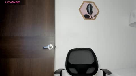 D A L H I L A online show from November 11, 11:07 pm