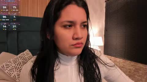 Snapshot of dalia_alissa chatting on October 15, 12:17 pm Violeta online show from October 15, 12:17 pm