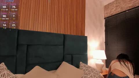 Snapshot of dalia_alissa chatting on October 20, 12:32 pm Violeta online show from October 20, 12:32 pm
