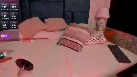 Violeta online show from March 13, 1:14 pm