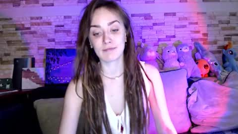 Snapshot of dalia_peach chatting on October 7, 10:44 am Dalia online show from October 7, 10:44 am