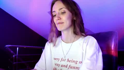 Snapshot of dalia_peach chatting on January 21, 2:37 pm Dalia online show from January 21, 2:37 pm