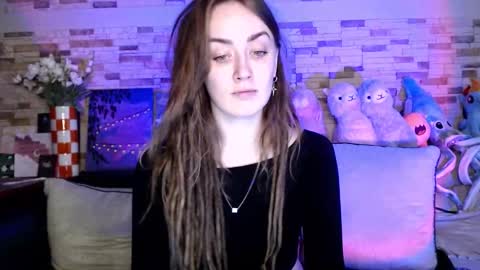 Snapshot of dalia_peach chatting on September 30, 9:31 am Dalia online show from September 30, 9:31 am
