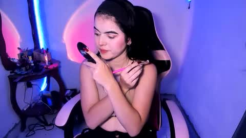 Dalia April online show from March 15, 12:15 am