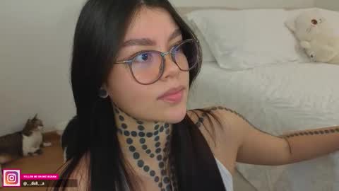 Dalia online show from March 24, 1:00 am