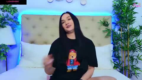 daliyaa_ online show from March 18, 1:17 pm