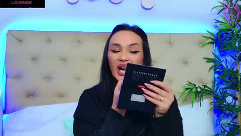 Snapshot of daliyaa_ chatting on October 8, 2:45 pm daliyaa_ online show from October 8, 2:45 pm