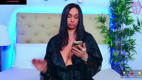 Snapshot of daliyaa_ chatting on September 16, 12:07 pm daliyaa_ online show from September 16, 12:07 pm