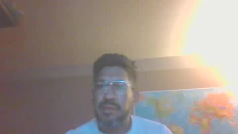 Snapshot of dallaspapi2000 chatting on December 21, 7:56 am alex online show from December 21, 7:56 am