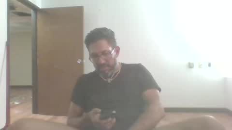 Snapshot of dallaspapi2000 chatting on October 20, 9:42 pm alex online show from October 20, 9:42 pm