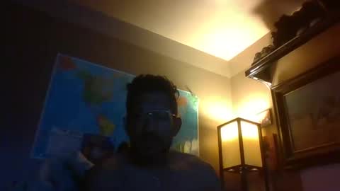 Snapshot of dallaspapi2000 chatting on December 25, 5:26 am alex online show from December 25, 5:26 am