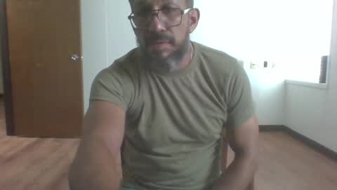 Snapshot of dallaspapi2000 chatting on October 3, 2:25 pm alex online show from October 3, 2:25 pm