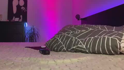 dalmatian_girl online show from November 6, 8:12 pm