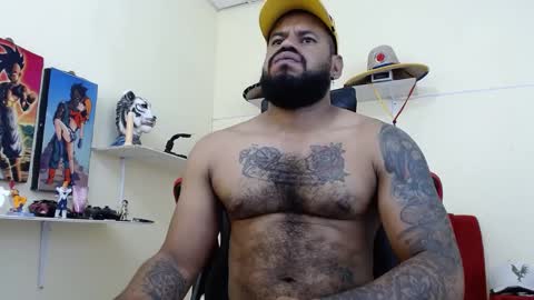 Snapshot of damian64436171 chatting on September 23, 3:55 am damian64436171 online show from September 23, 3:55 am