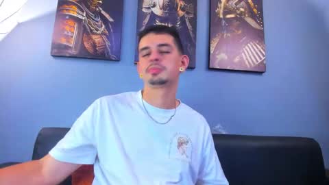 Damian Oliver online show from March 21, 7:47 am