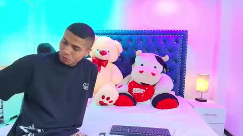 DAMIAN AND ROXANNE.  online show from September 26, 12:46 pm